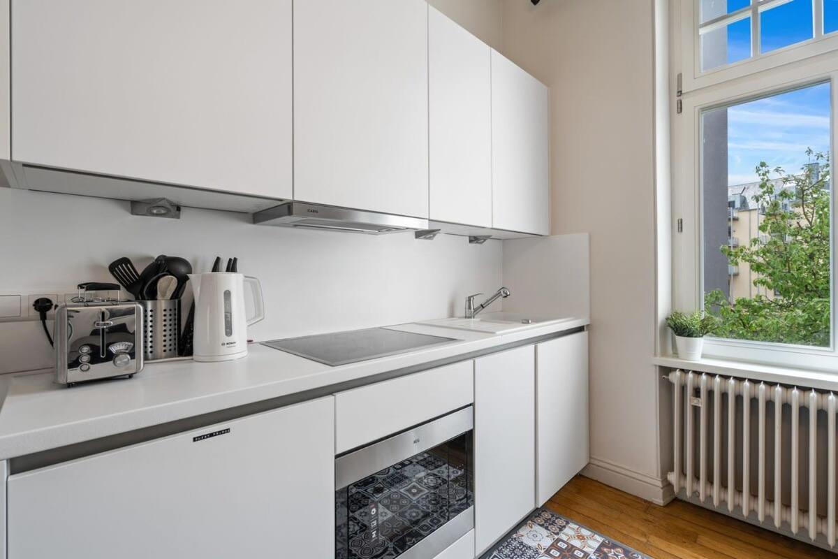 Room W Shared Bathroom&Kitchen In Luxury Villa Luxemburg Exterior foto